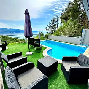 Apartament Plavcic, Plomin